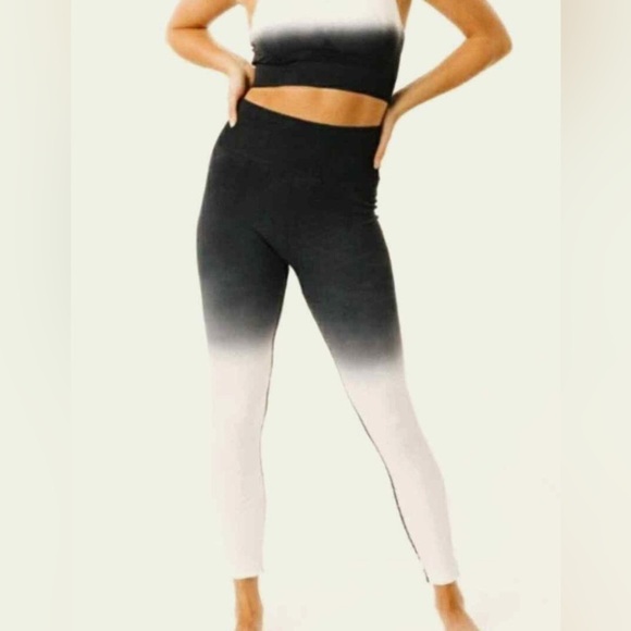 Ladies Zyia Active White‎ Black Ombré 7/8 Leggings Seamless Size L - Picture 1 of 8